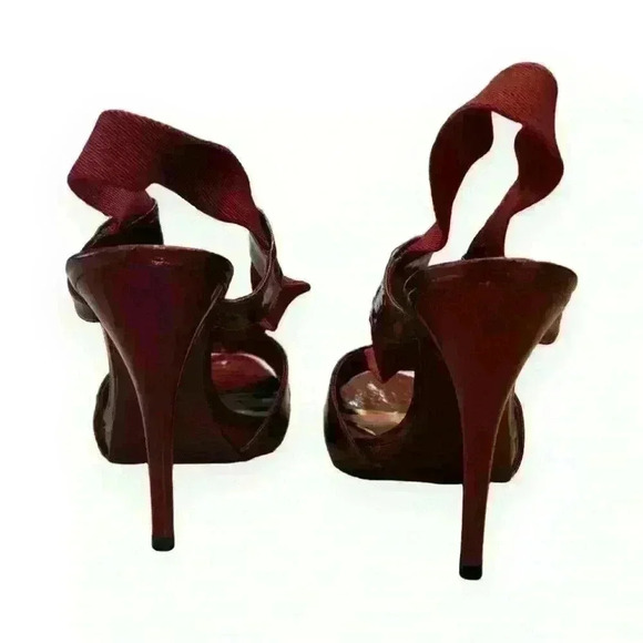 Carlos Santana Ruby Red Heels - Picture 4 of 6